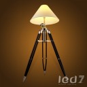 Loft Industry - Royal Marine Tripod