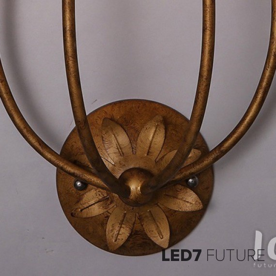 Loft Industry - Old Brass Flower Wall