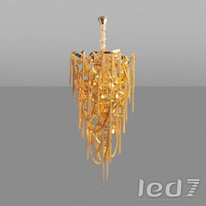 Ritz - Inside Out Chains Chandelier Queen